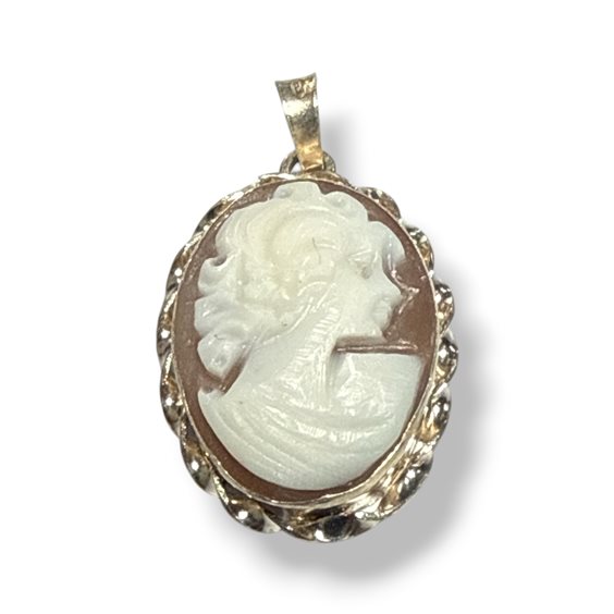 Colgante Mandile 1922 Mujer Cammei  in Plata Conchiglia 2MCICM224 - 2MCICM224